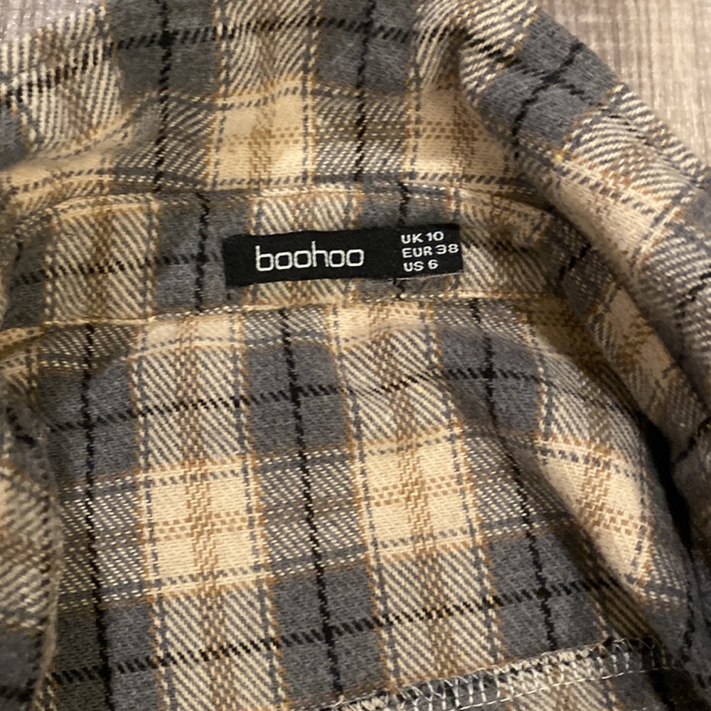 Oversized Shacket - Picture 2 of 3